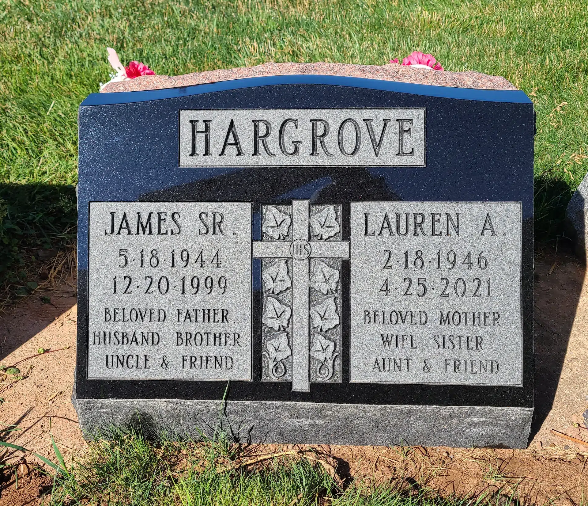 Granite Grave Monument hand-carved by Grave Monument Guide in NJ — image 2